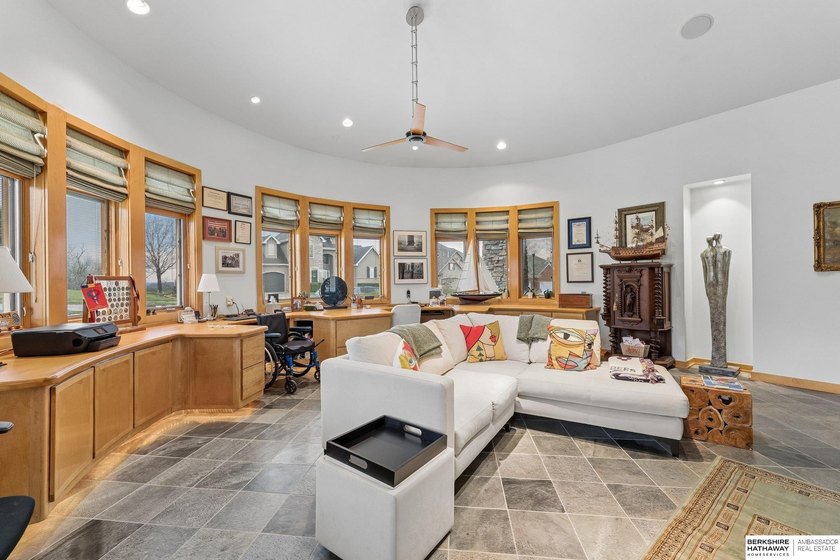 Open 7/15 from 5-7 Relax everyday while overlooking picturesque - photo 23
