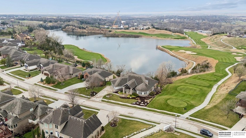 Open 7/15 from 5-7 Relax everyday while overlooking picturesque - photo 34
