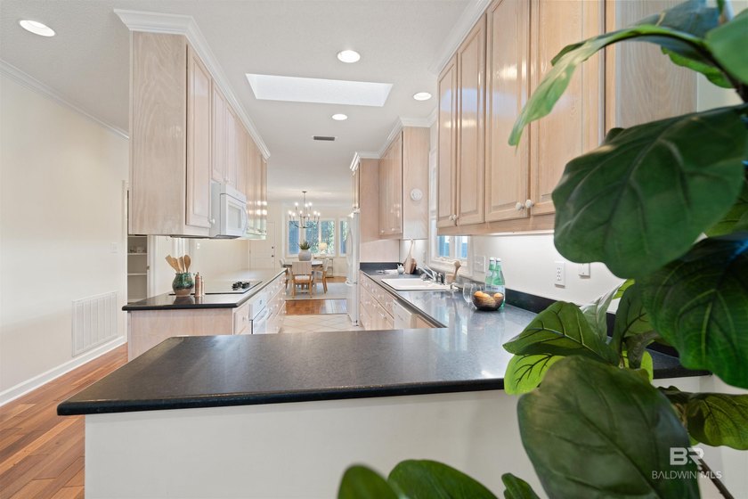 Welcome to one of the largest and most distinctive cottages in - photo 3