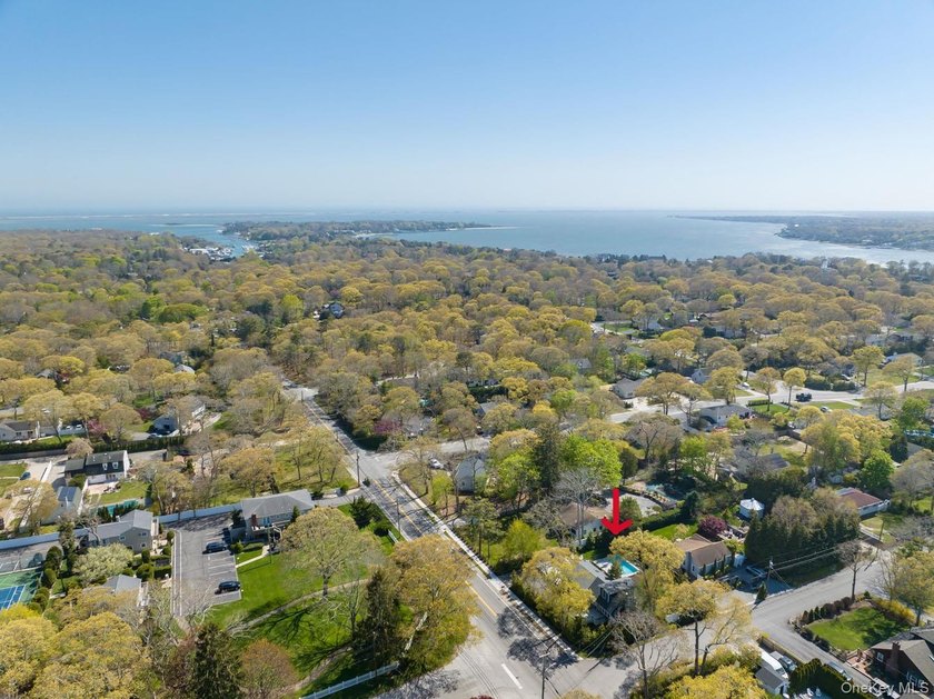Ideally situated in the heart of Hampton Bays with walk-to- town - photo 3