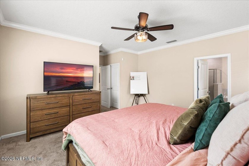 Welcome home to this well-maintained and immaculate 4-bedroom, 3 - photo 27