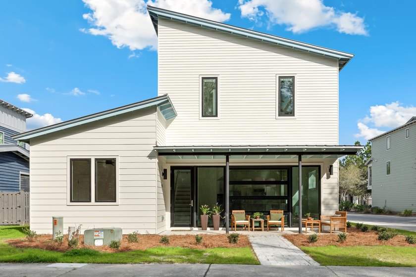 Discover a brand-new contemporary home in the desirable Eden's - photo 2