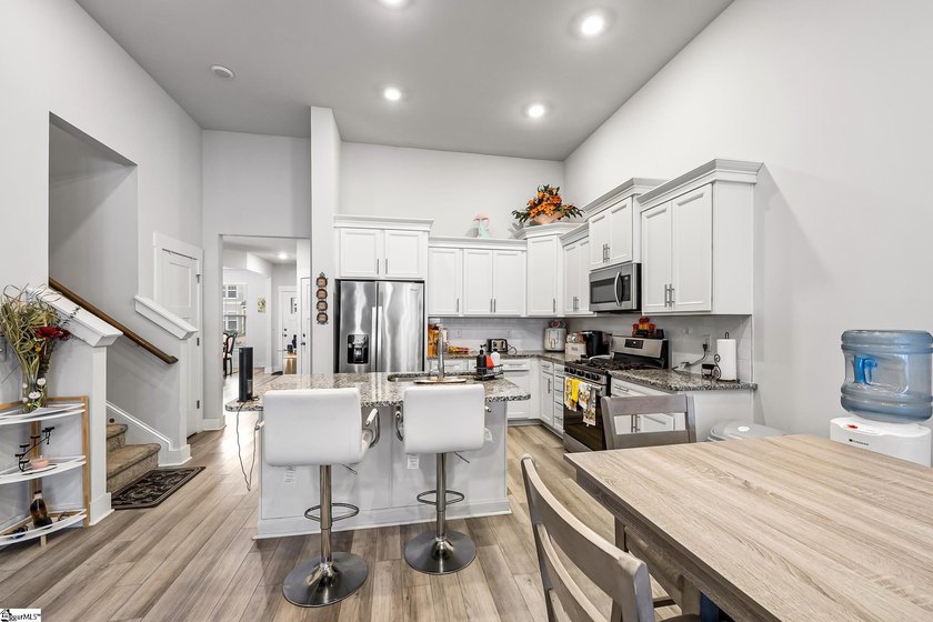 Welcome home to this beautifully designed townhome in the heart - photo 10