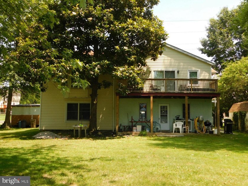 Waterfront with passive income opportunities! Two story home - photo 22