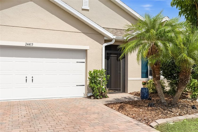 Experience the best of Florida living in the lovely gated - photo 4