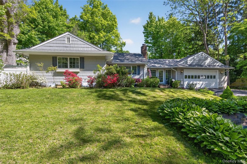 Welcome to 247 Buckram Road, a ranch nestled on 1/3 acre in - photo 2