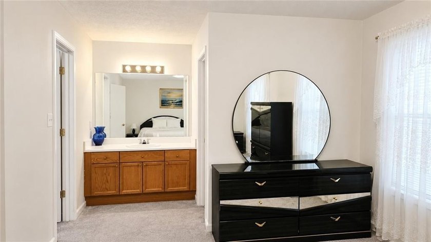 New Price! Act fast! Discover the charm and convenience of this - photo 12
