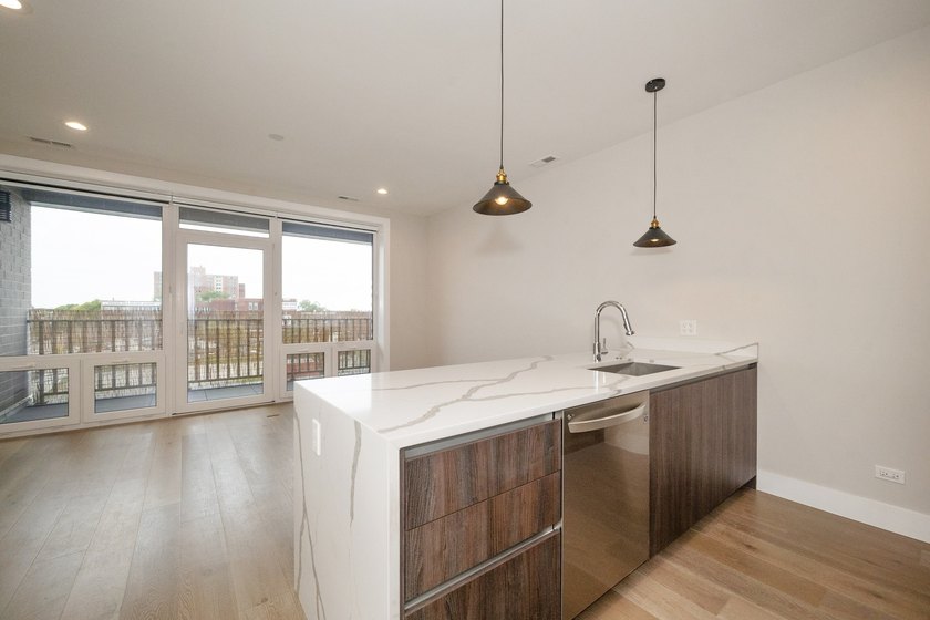 INVESTMENT OPPORTUNITY. Currently leased for $2350/month - photo 2