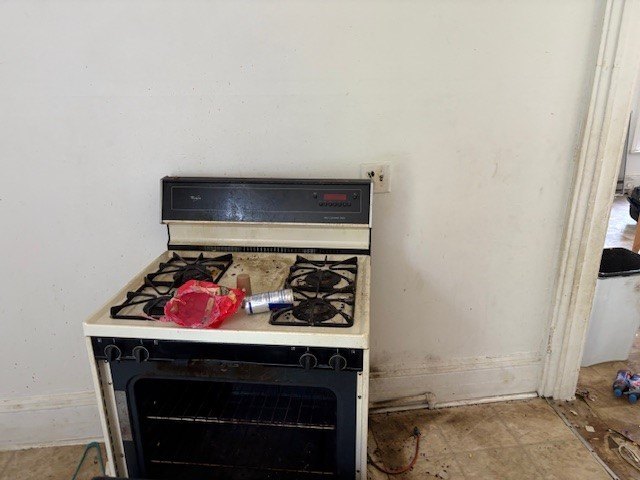 Another Rockin' Rochester Property! You must register to attend - photo 13