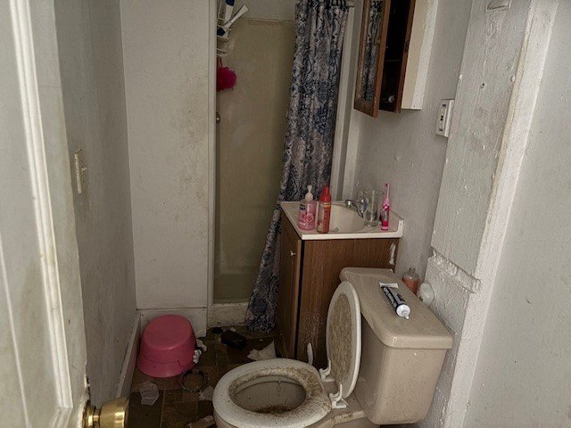 Another Rockin' Rochester Property! You must register to attend - photo 14
