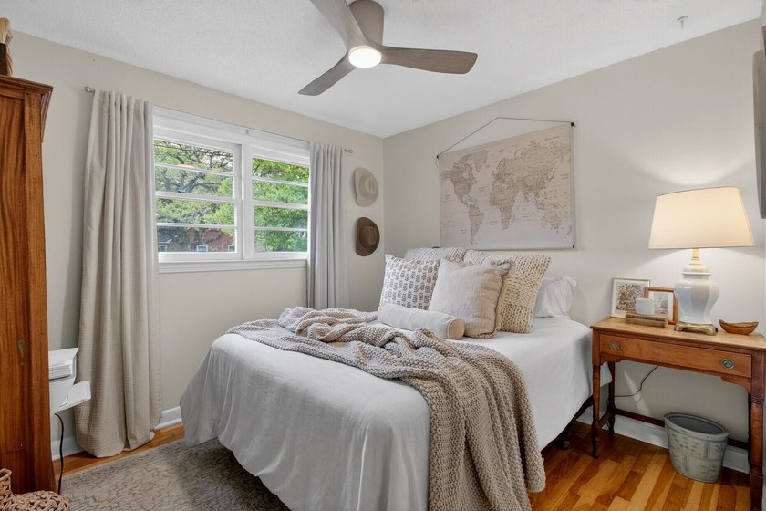 Welcome to 4773 Lysa Avenue, offering approximately 1,400+ - photo 20