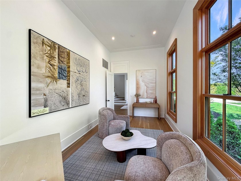 Newly constructed architectural showpiece in the heart of - photo 20