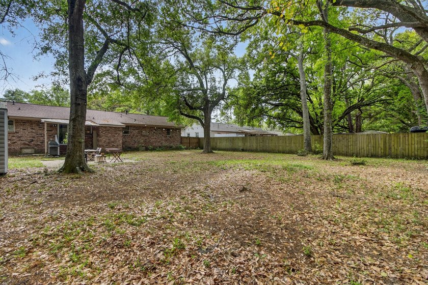 Welcome to 4773 Lysa Avenue, offering approximately 1,400+ - photo 32