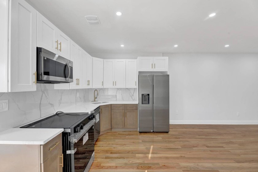 Welcome to 88-16 97 Ave in Queens, NY 11416-a perfect - photo 4