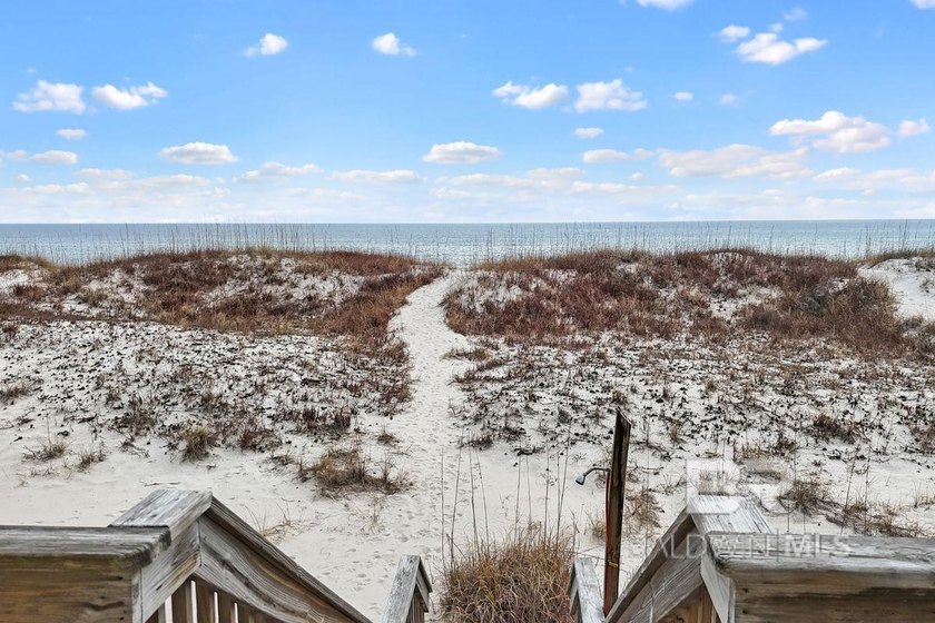 Direct Gulf-front duplex now available on West Beach Blvd. in - photo 50