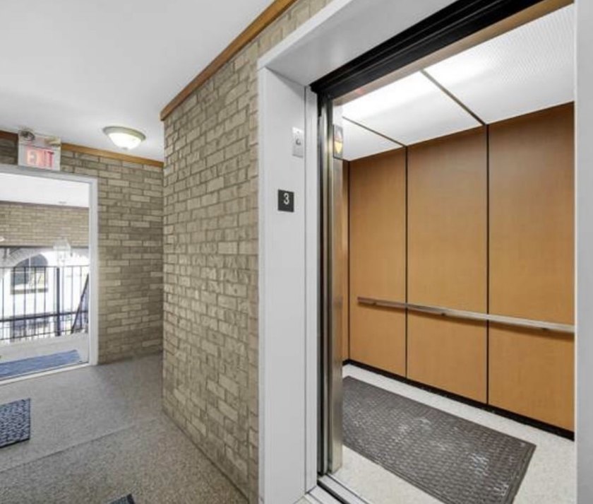 Well-maintained second-floor condo in the desirable 55+ - photo 2