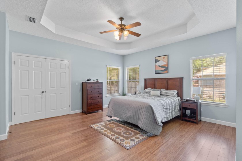 Welcome to Rocky Bayou Estates! This 3-bedroom, 2.5-bathroom - photo 27