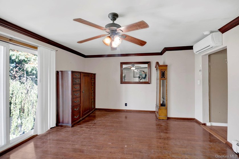 Opportunity Knocks! Ideal for savvy investors and primary - photo 15