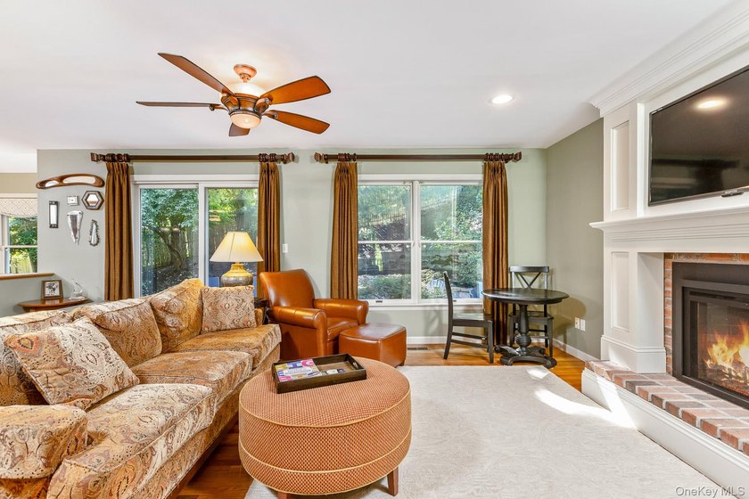 Welcome to this meticulously maintained Colonial, lovingly cared - photo 14