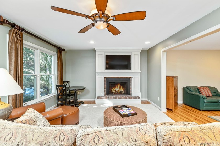 Welcome to this meticulously maintained Colonial, lovingly cared - photo 16