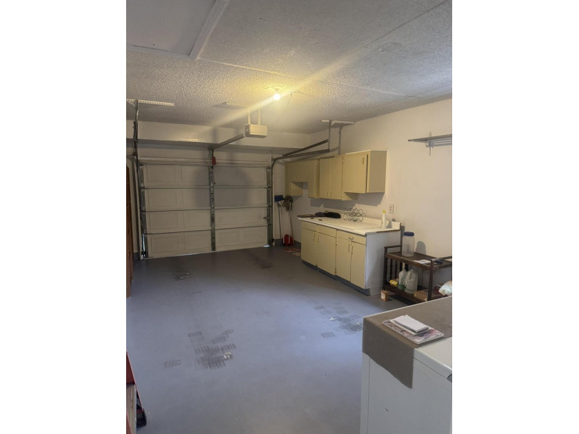 LOOKING FOR A STARTER HOME OR INVESTMENT? THIS 3BR/2BA/1 CAR - photo 19