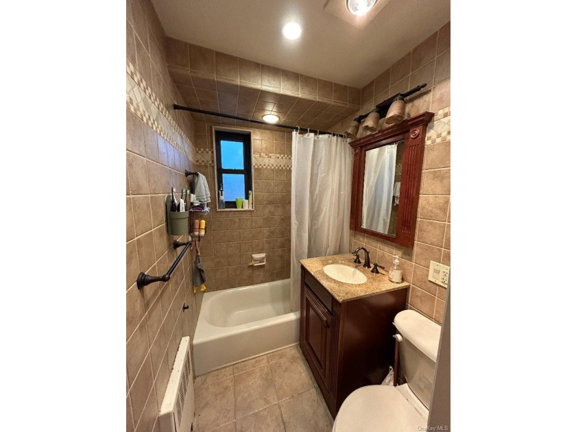 Rare For Sale Totally Renovated Two Bedroom (Size 4.5, 720 - photo 26