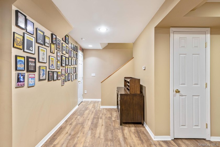 Welcome to this meticulously maintained Colonial, lovingly cared - photo 39
