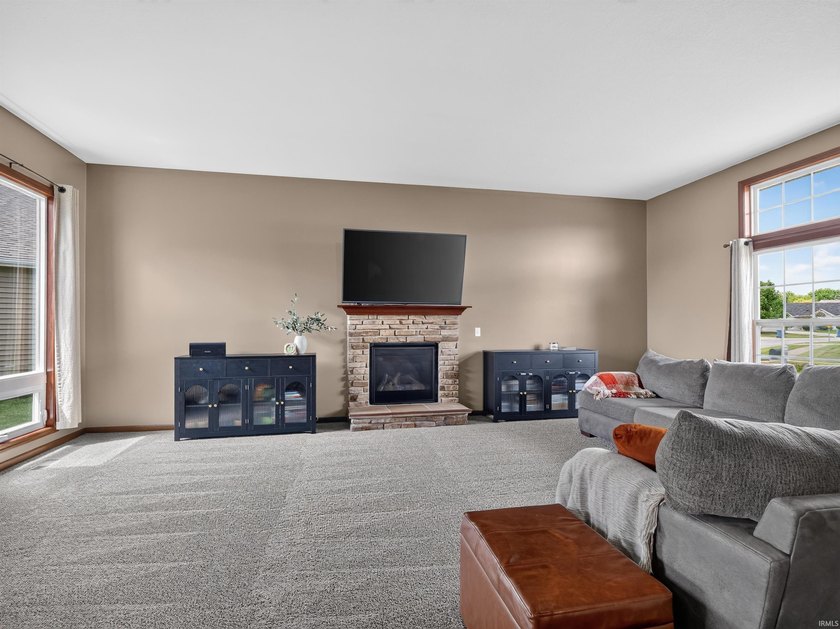 Fresh on the market ! 1 offer in hand ! 2nd owners -This one is - photo 11