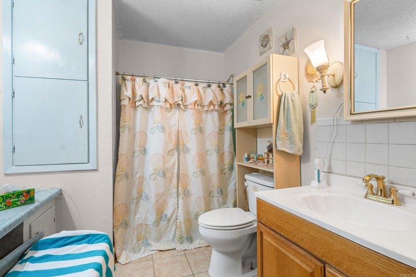 Discover your perfect retreat in this charming 2,058 square foot - photo 19