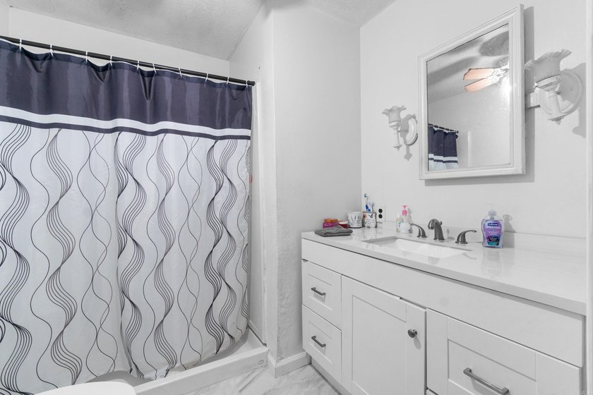 Discover your perfect retreat in this charming 2,058 square foot - photo 26