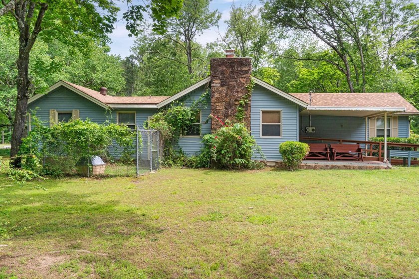 Discover your perfect retreat in this charming 2,058 square foot - photo 35
