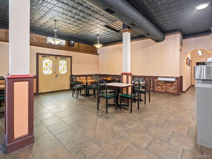 Fully leased two-tenant commercial investment opportunity - photo 8