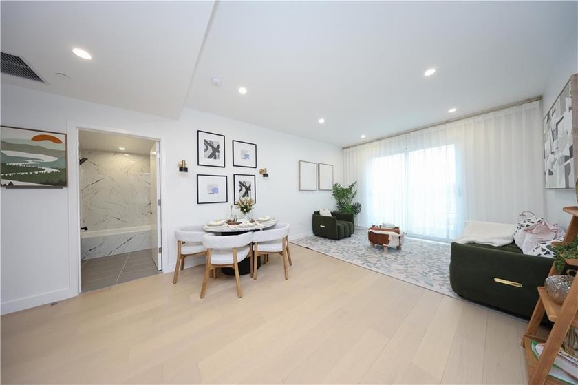 Welcome to this 1Bed/1Bath Brand-New Luxury Mixed-Use Condo - photo 3
