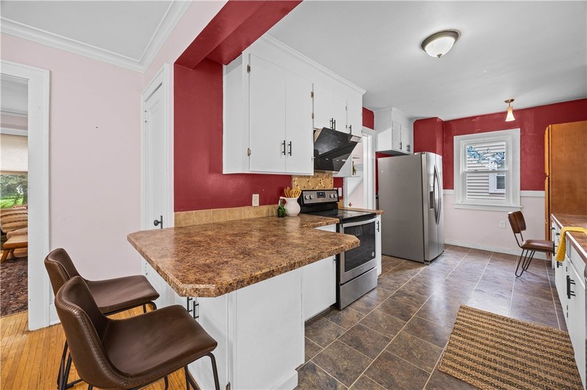 Welcome to this charming and beautifully maintained home located - photo 15