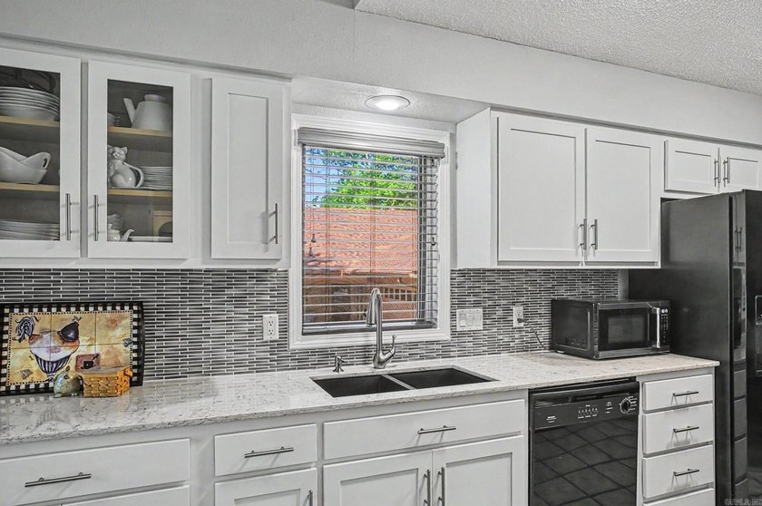 Opportunity is knocking.....Villa Alegre townhome already - photo 17