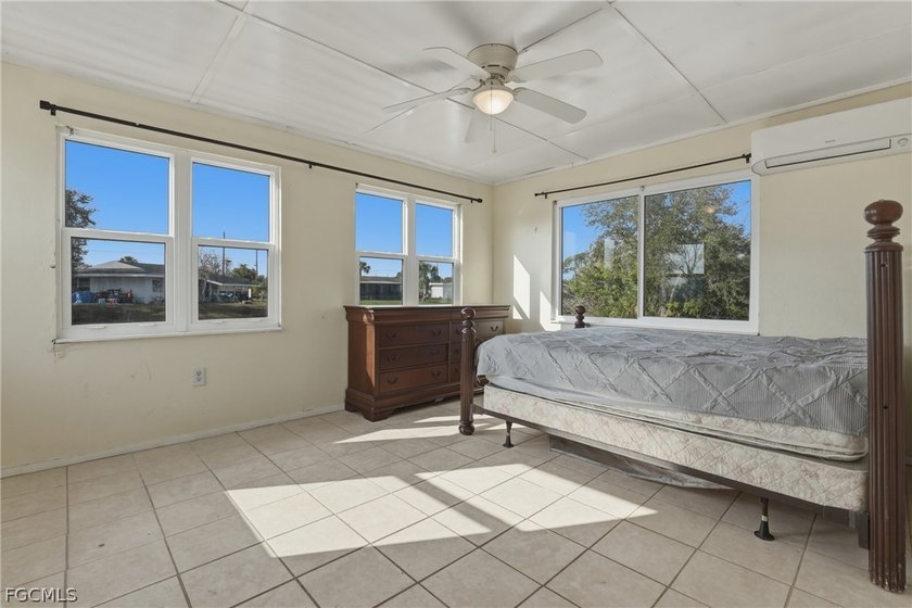 BACK ON MARKET DUE TO NO FAULT OF HOME OR SELLER. Buyer - photo 22