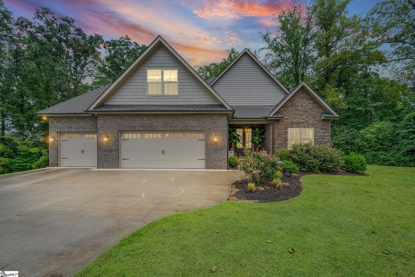 Beautiful One and a Half Story home on a half acre lot! With - photo 3