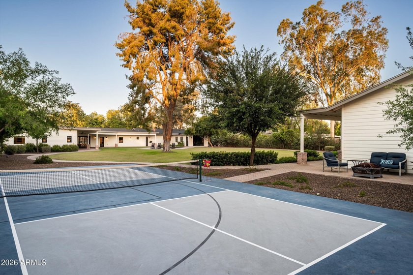 Over an acre. Detached guest house. Pickleball court. No HOA - photo 3