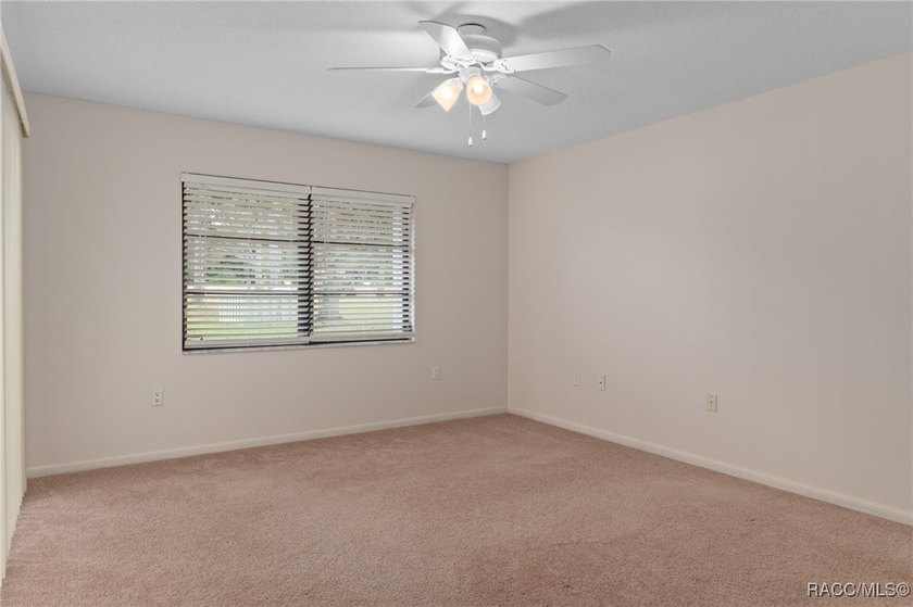 Welcoming 3 bedroom, 2 bath home in the Oakleaf Villas Community - photo 18