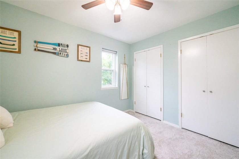 A Rare Lakefront Retreat on Lake Worth, 20 MIN. NW of Down Town - photo 31