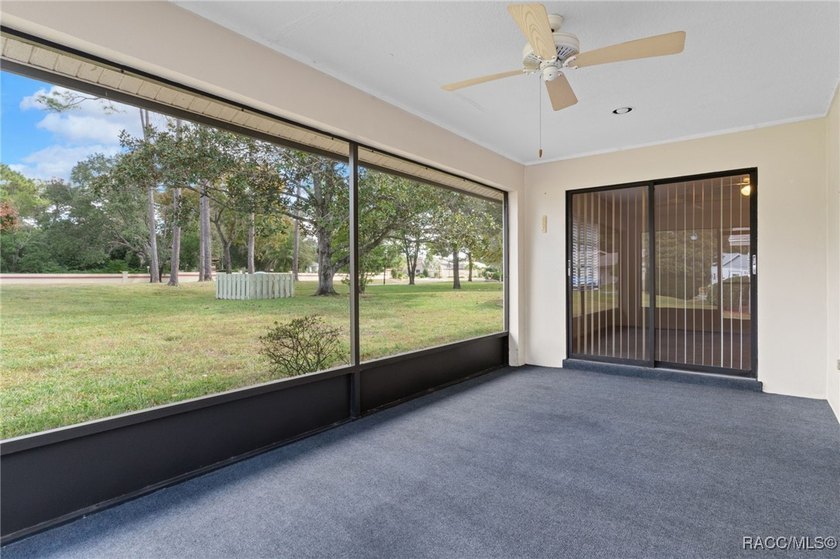 Welcoming 3 bedroom, 2 bath home in the Oakleaf Villas Community - photo 31