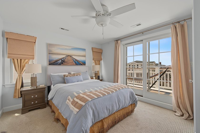 JUST FOUR HOMES FROM THE BEACH! Welcome to one of the most - photo 41