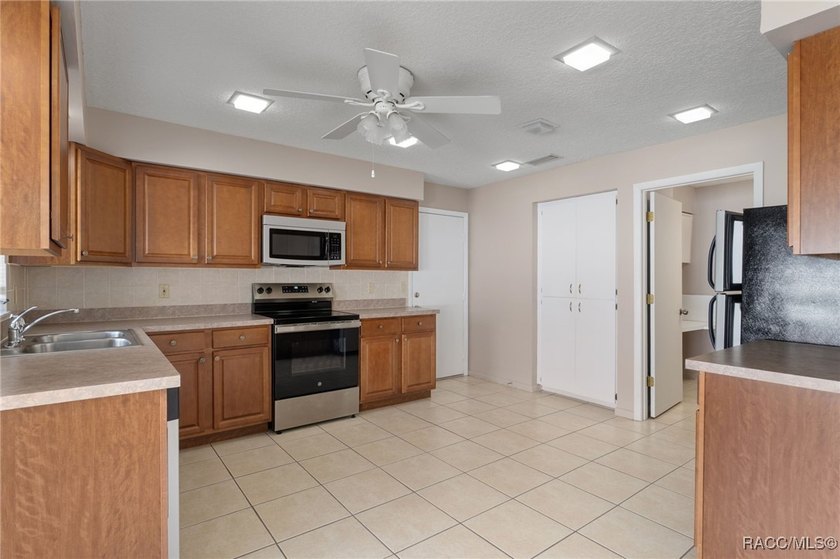 Beautifully maintained 2 bedroom, 2 bath home in Sugarmill Woods - photo 13