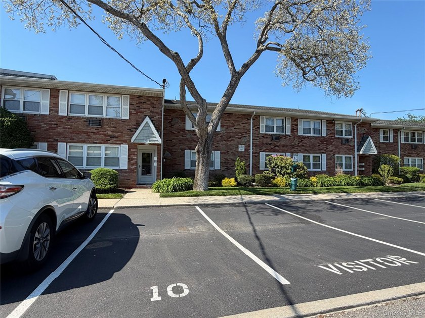 Welcome to 100 Connetquot Avenue #10, located in the Great River - photo 2