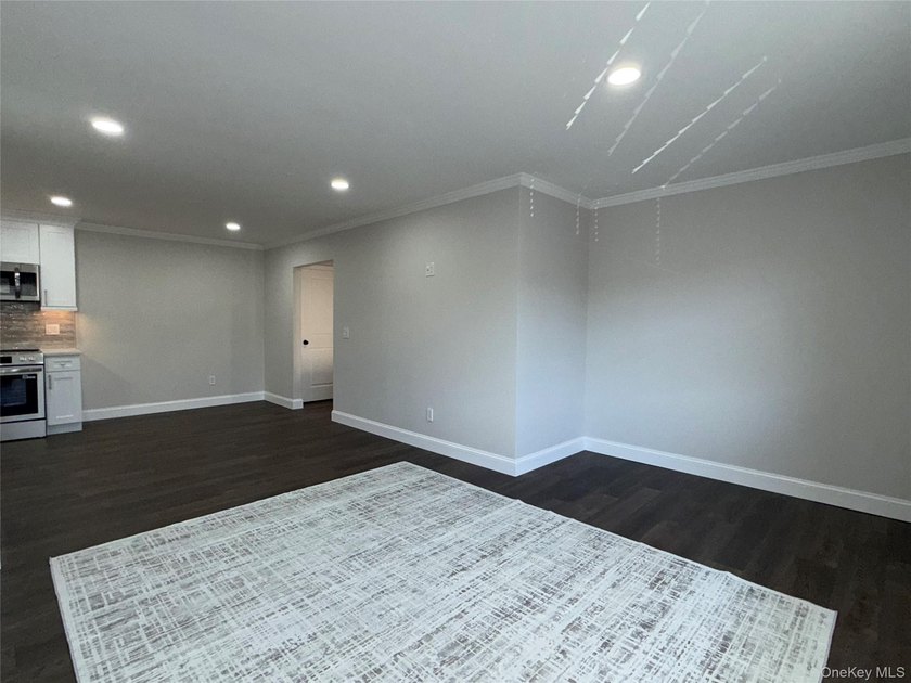 Welcome to 100 Connetquot Avenue #10, located in the Great River - photo 6