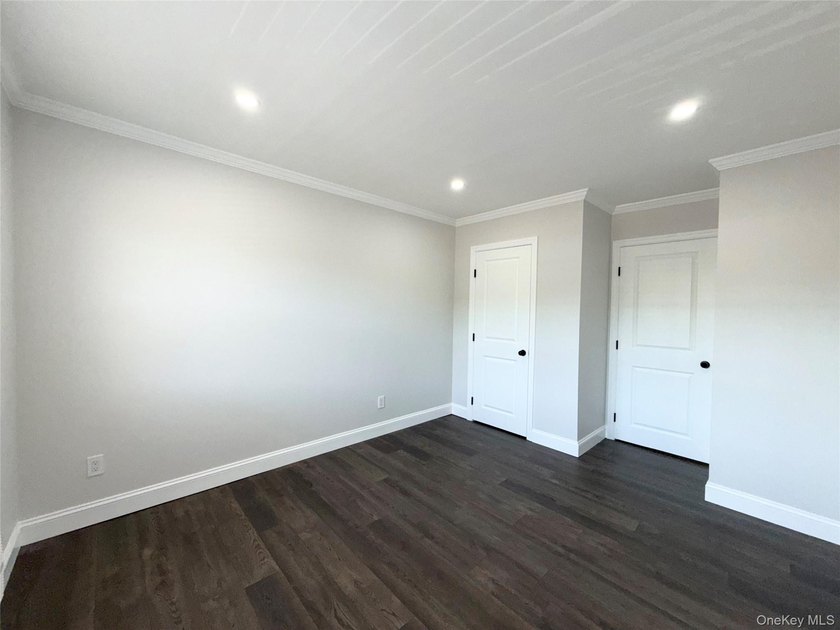 Welcome to 100 Connetquot Avenue #10, located in the Great River - photo 9