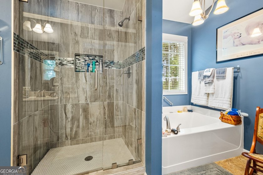 Welcome to a rare ranch-on-a-finished-basement retreat nestled - photo 15