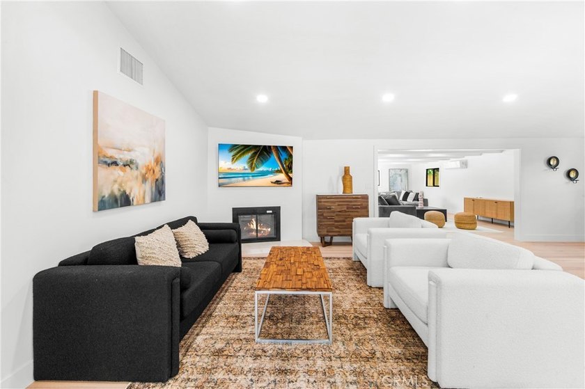 Located in the highly desired community of College Park, this - photo 18