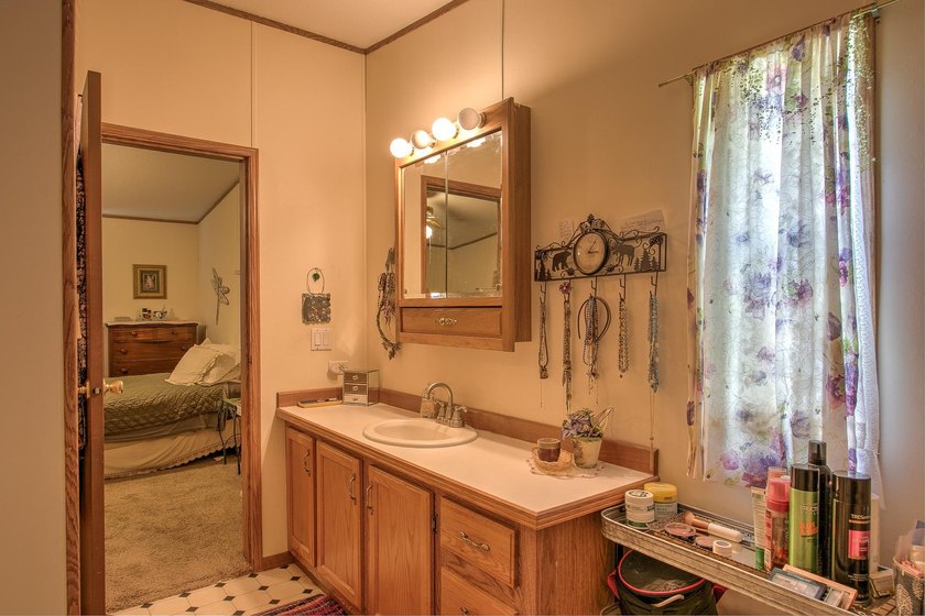 Enjoy low-maintenance living and endless recreational - photo 18