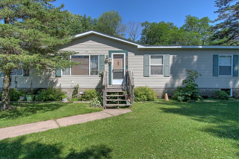 Enjoy low-maintenance living and endless recreational - photo 24